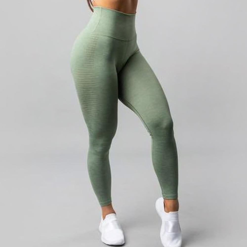 Alphalete Halo Sage Green Seamless Perforated High Waisted Leggings